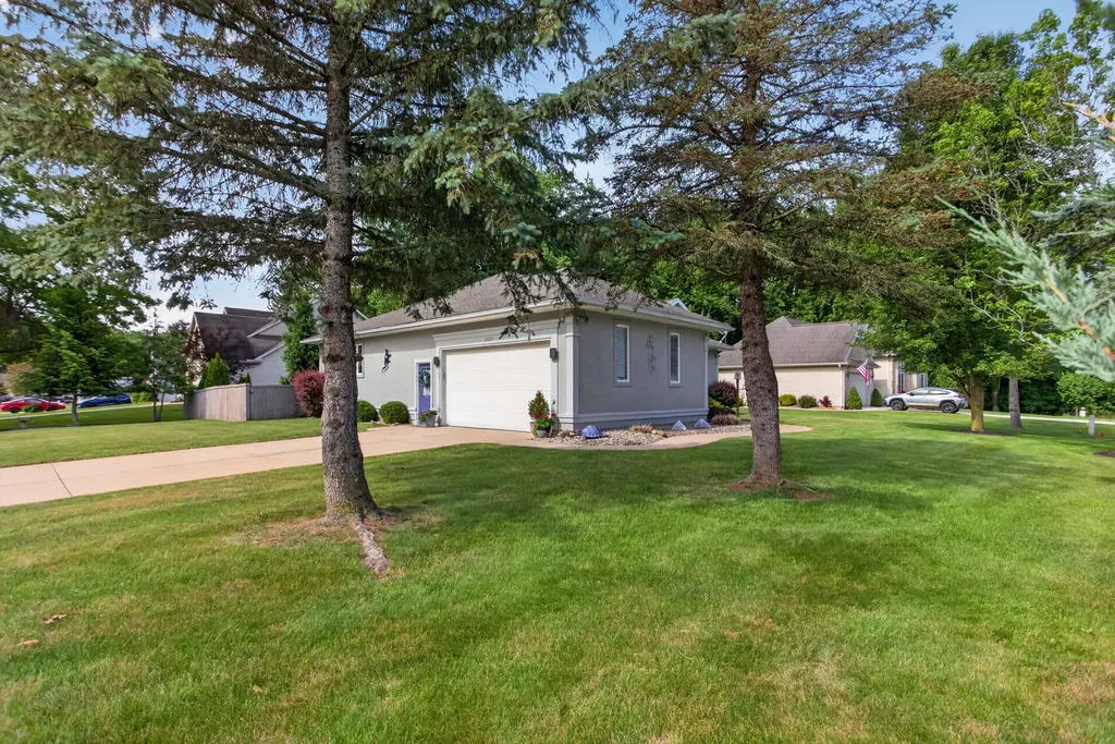 2401 Ridgeway Road Summit Township MI 49203