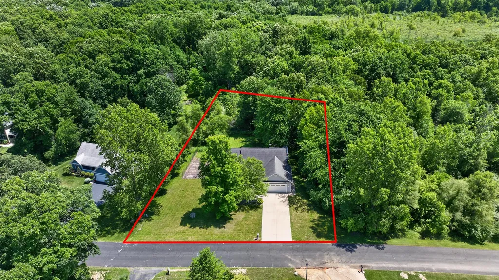 2061 Elwood Boulevard Spring Arbor Township MI 49283