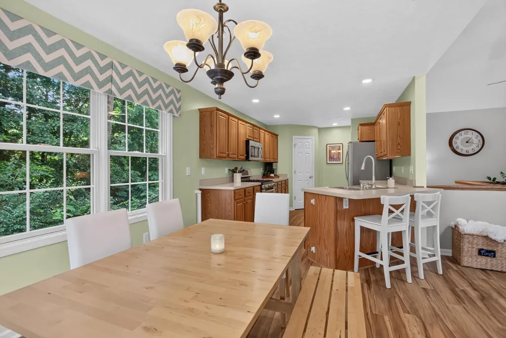 2061 Elwood Boulevard Spring Arbor Township MI 49283
