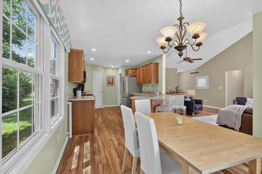 2061 Elwood Boulevard Spring Arbor Township MI 49283