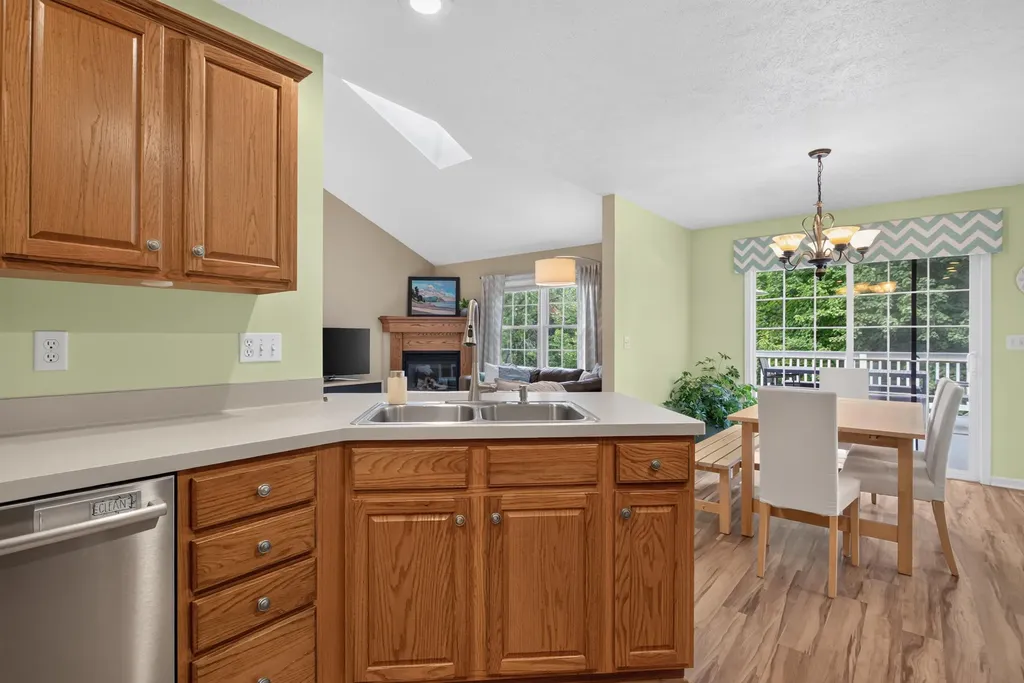 2061 Elwood Boulevard Spring Arbor Township MI 49283