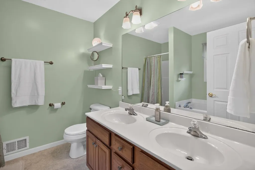2061 Elwood Boulevard Spring Arbor Township MI 49283