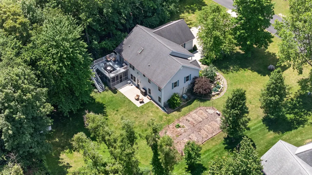 2061 Elwood Boulevard Spring Arbor Township MI 49283