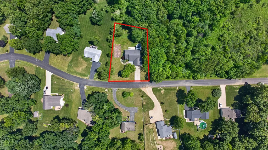 2061 Elwood Boulevard Spring Arbor Township MI 49283