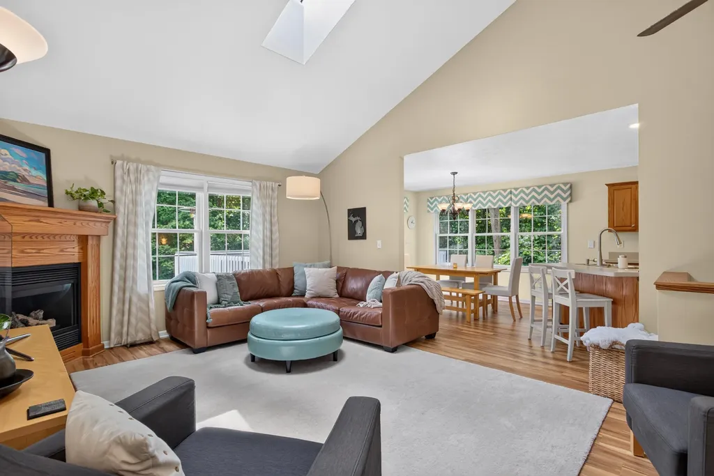 2061 Elwood Boulevard Spring Arbor Township MI 49283