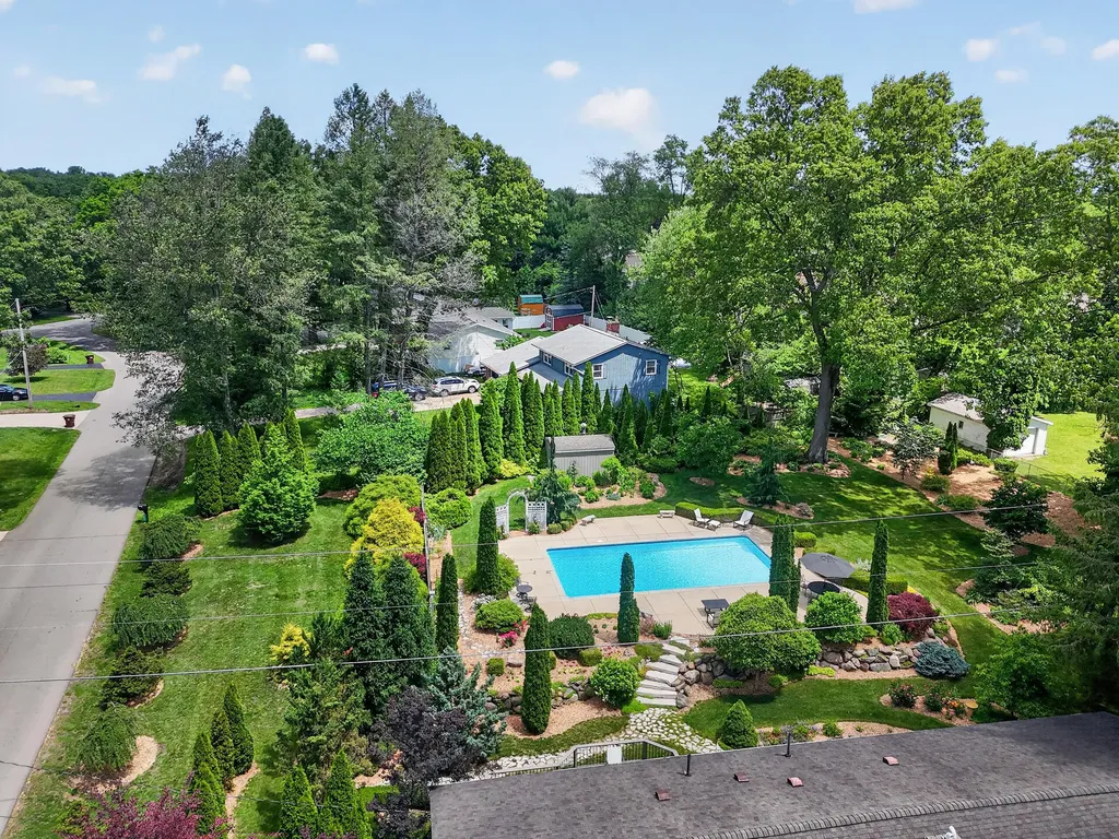 3600 Hendee Road Blackman Charter Township MI 49201