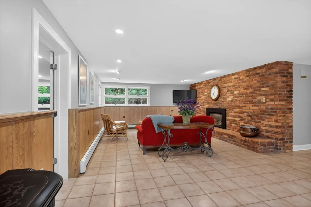 3600 Hendee Road Blackman Charter Township MI 49201