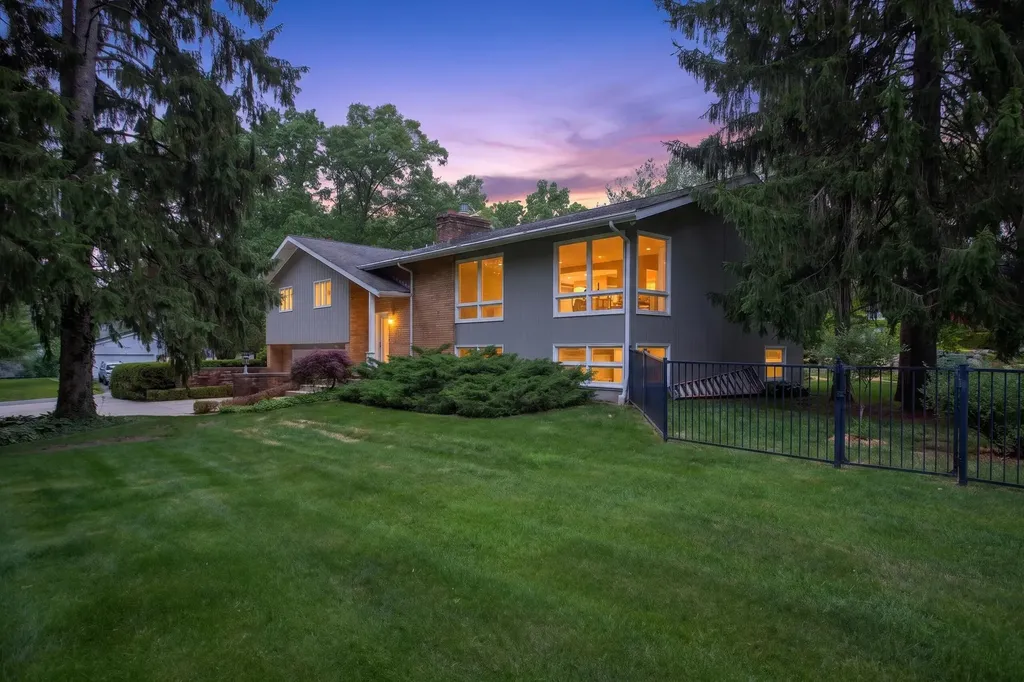 3600 Hendee Road Blackman Charter Township MI 49201