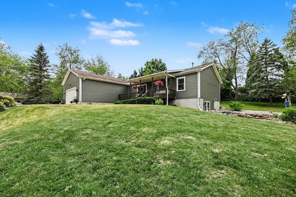 11356 S Miller Highway Woodstock Township MI 49230