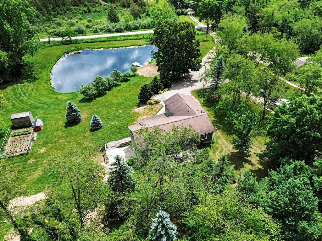 11356 S Miller Highway Woodstock Township MI 49230