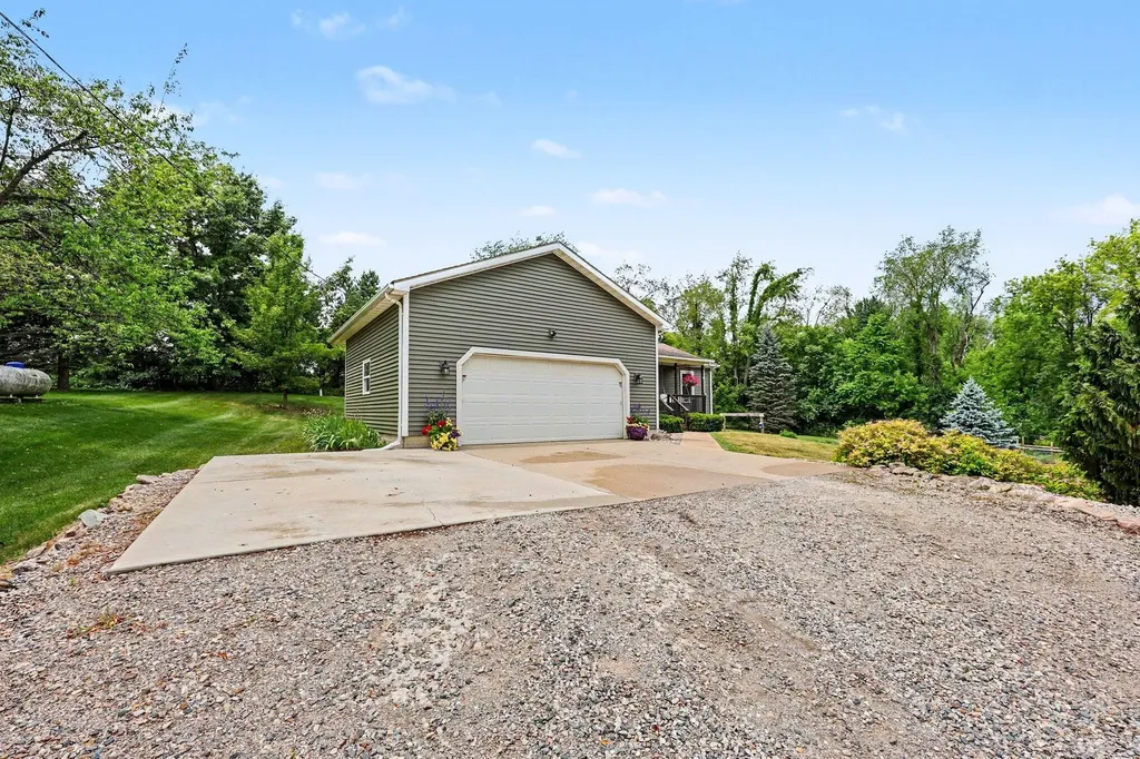 11356 S Miller Highway Woodstock Township MI 49230