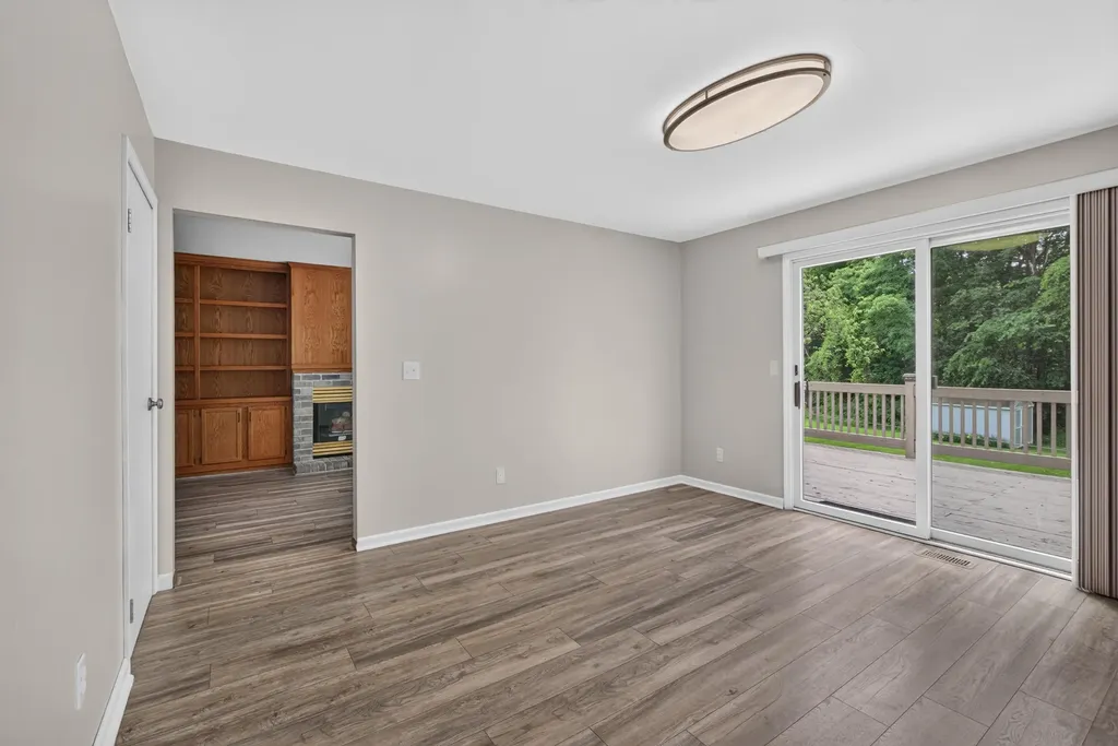 6276 Burning Tree Street Blackman Charter Township MI 49201