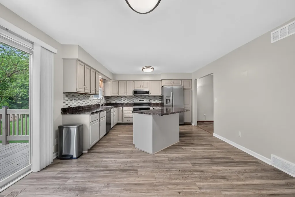 6276 Burning Tree Street Blackman Charter Township MI 49201