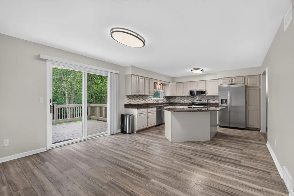 6276 Burning Tree Street Blackman Charter Township MI 49201