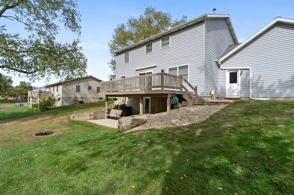 6276 Burning Tree Street Blackman Charter Township MI 49201