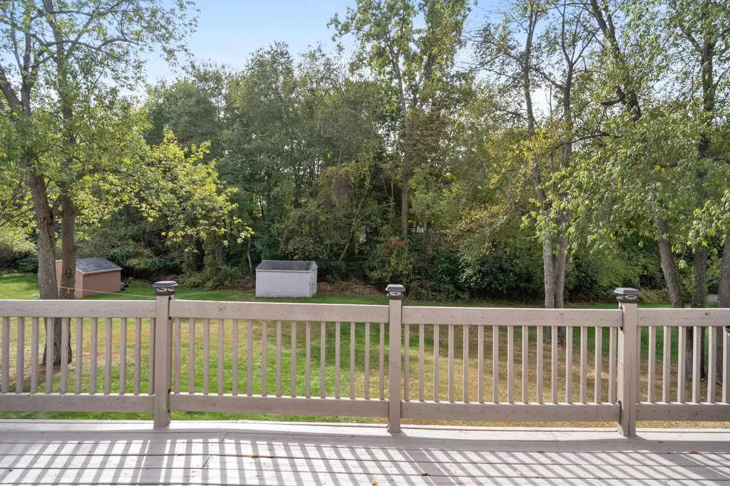 6276 Burning Tree Street Blackman Charter Township MI 49201