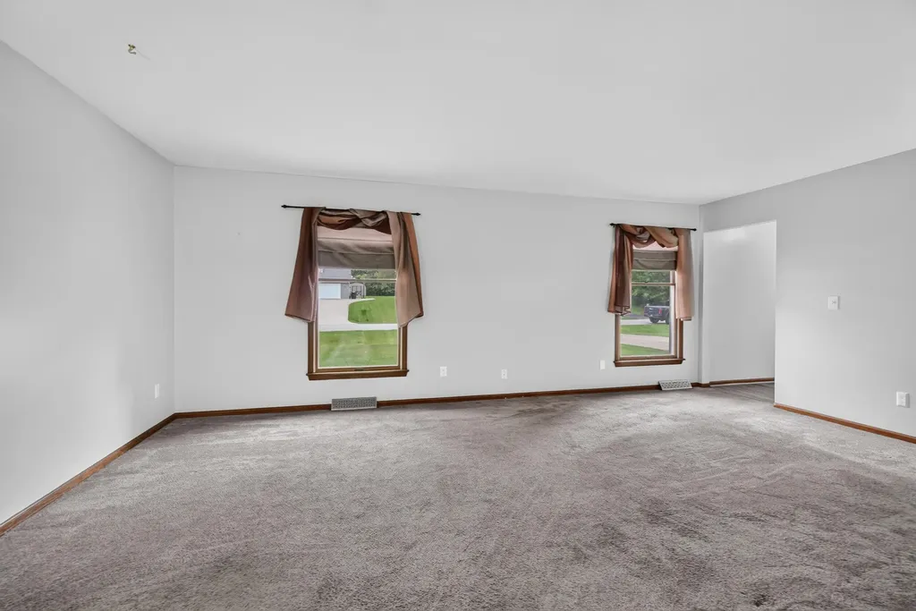 6276 Burning Tree Street Blackman Charter Township MI 49201
