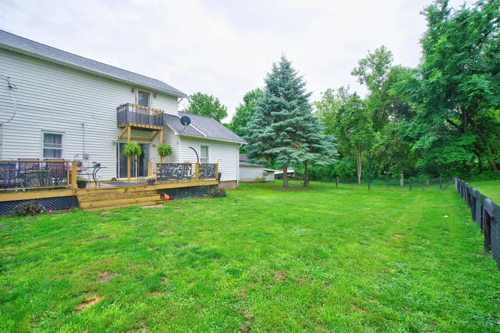 663 Oakhill Avenue Jackson City MI 49201