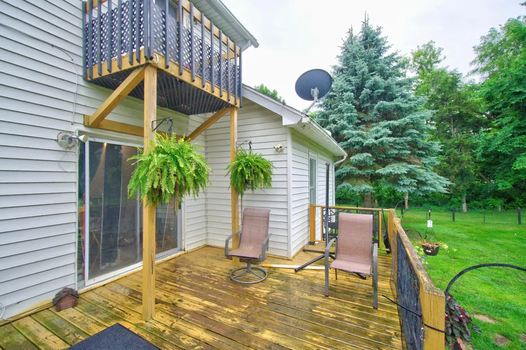 663 Oakhill Avenue Jackson City MI 49201