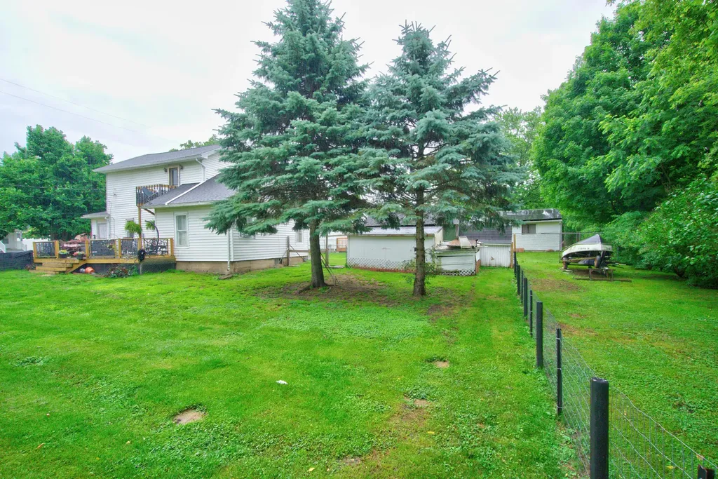 663 Oakhill Avenue Jackson City MI 49201