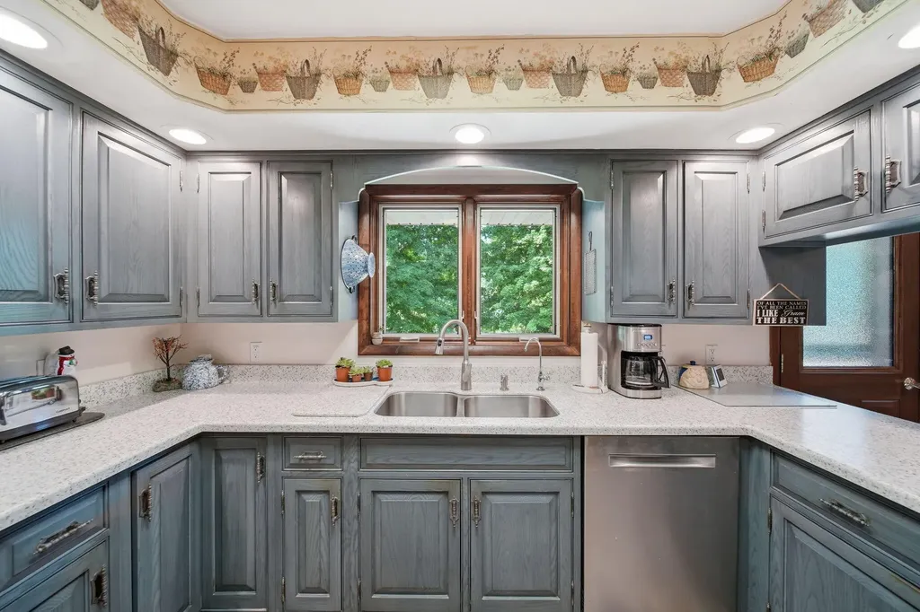 29260 Albion Road Albion Township MI 49224
