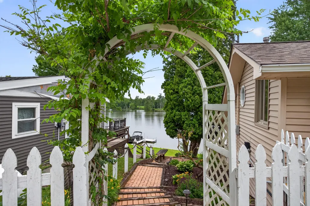 14384 Zimmerman Drive Wright Township MI 49247