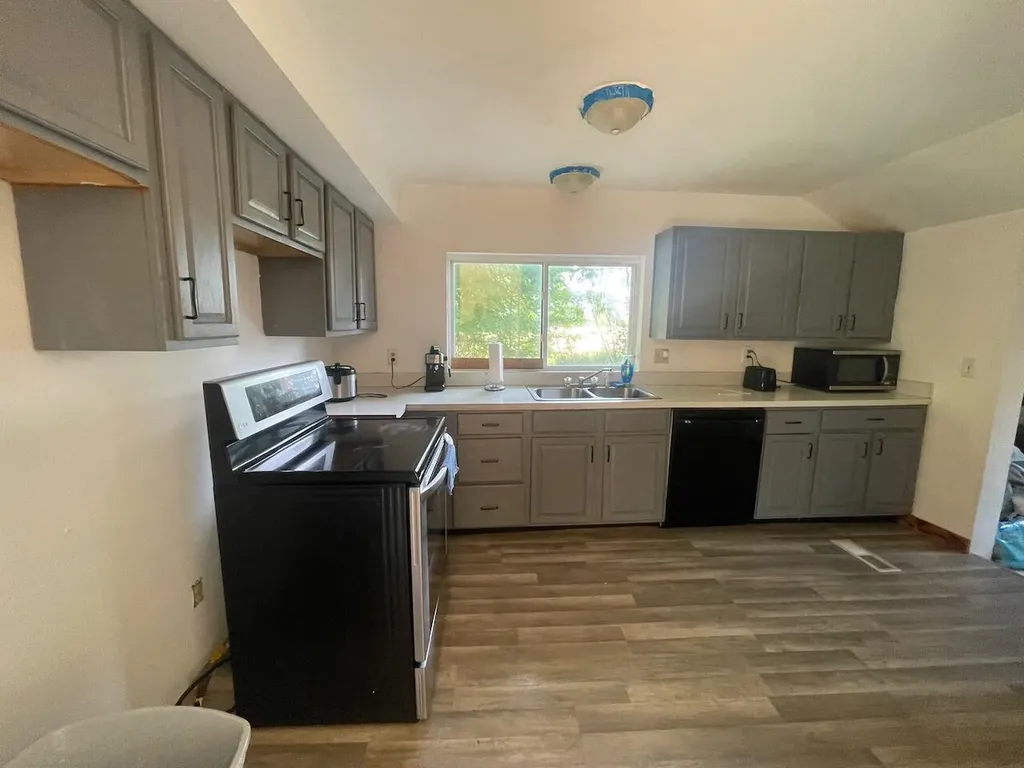 9990 S Bird Road Baltimore Township MI 49050
