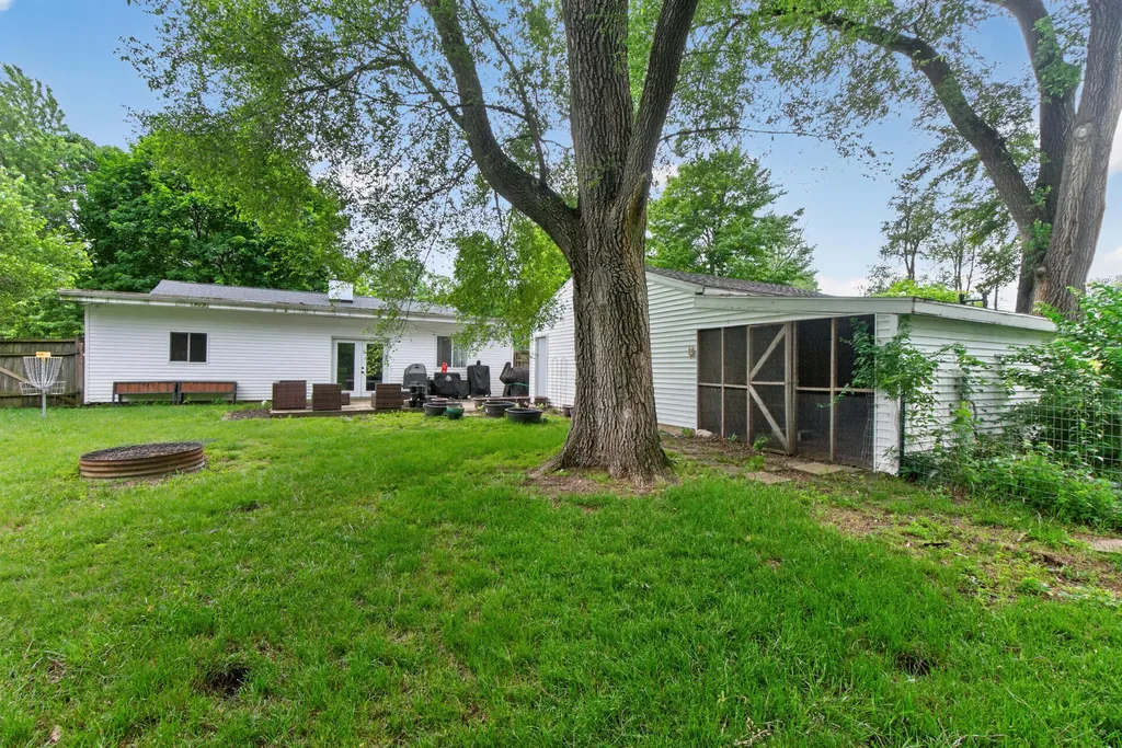 248 Mcconnell Drive Blackman Charter Township MI 49201