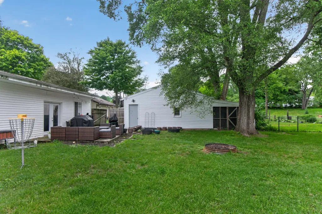 248 Mcconnell Drive Blackman Charter Township MI 49201