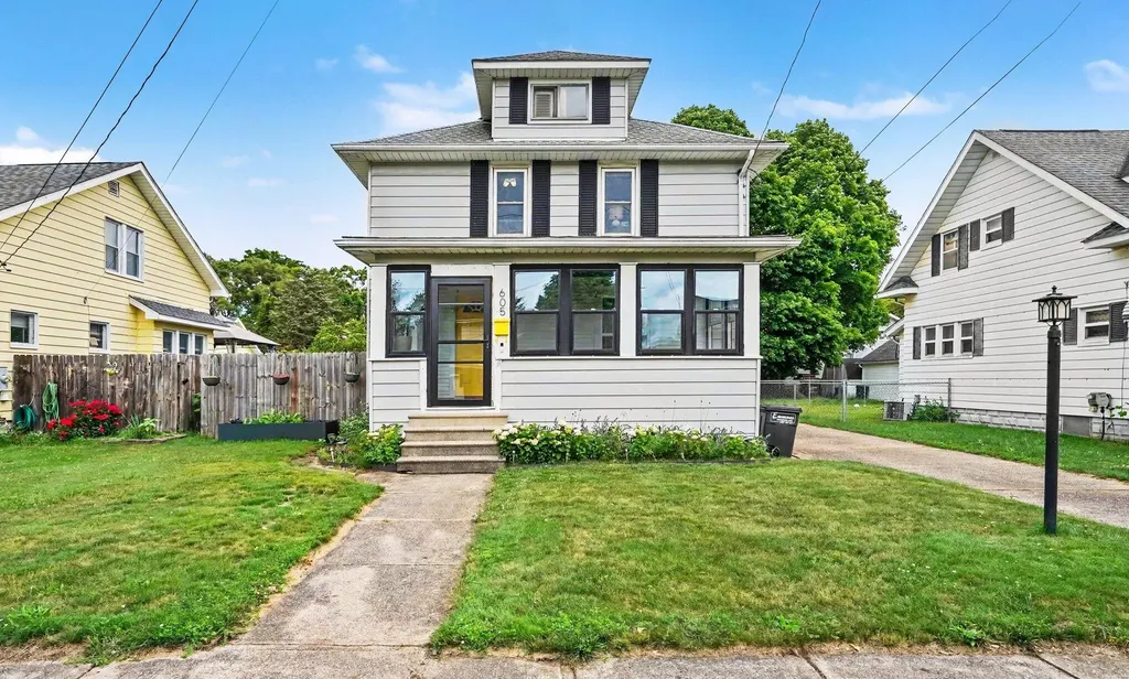 605 N Pleasant Street Jackson City MI 49202