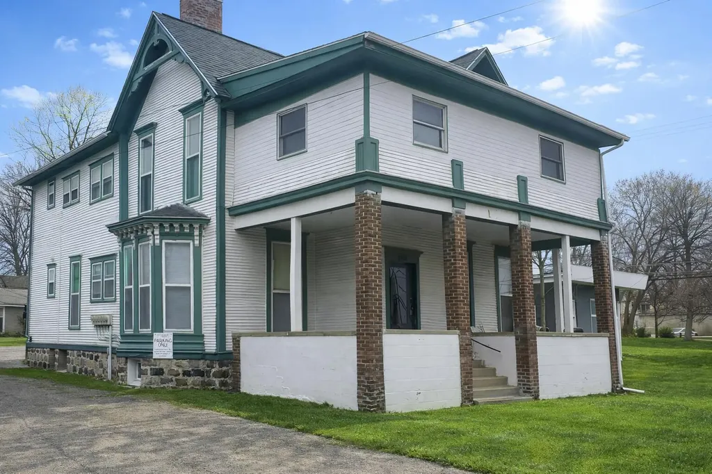 504-506*** 1st Street Jackson City MI 49203