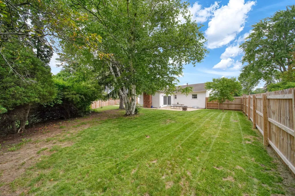 800 Hazelwood Boulevard Summit Township MI 49203