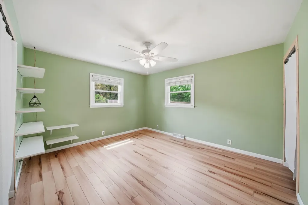 800 Hazelwood Boulevard Summit Township MI 49203