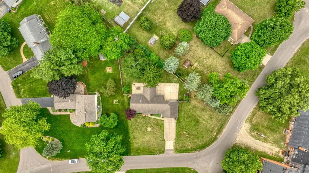800 Hazelwood Boulevard Summit Township MI 49203