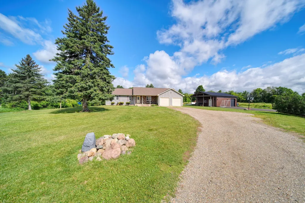 13700 Clinton Road Tompkins Township MI 49264