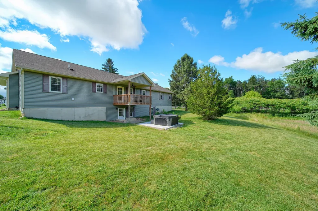 13700 Clinton Road Tompkins Township MI 49264