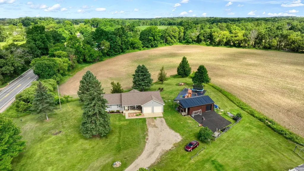13700 Clinton Road Tompkins Township MI 49264