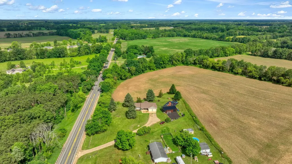 13700 Clinton Road Tompkins Township MI 49264