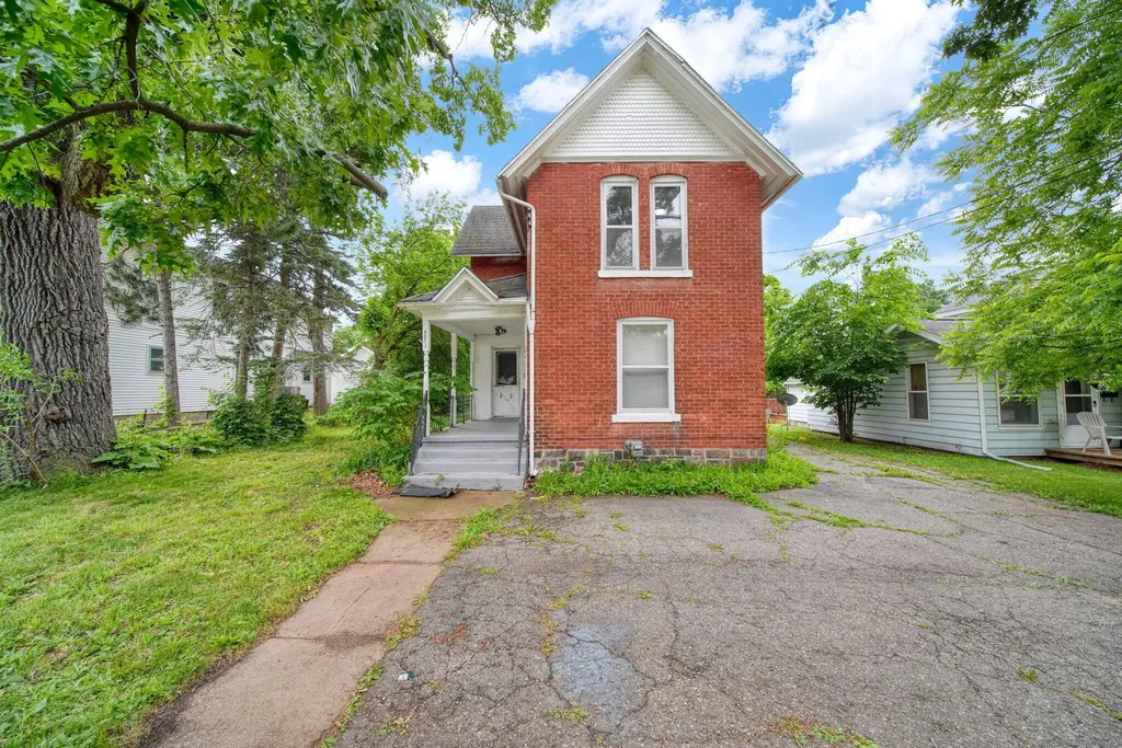 521 W Ganson Street Jackson City MI 49201