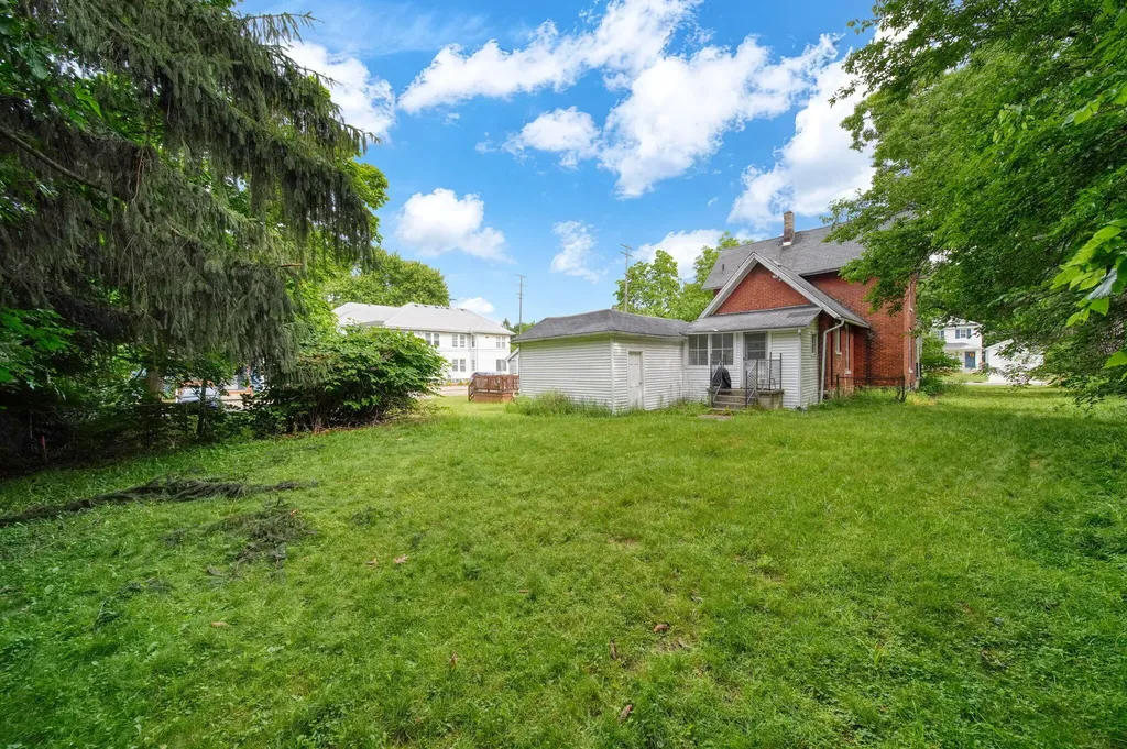 521 W Ganson Street Jackson City MI 49201