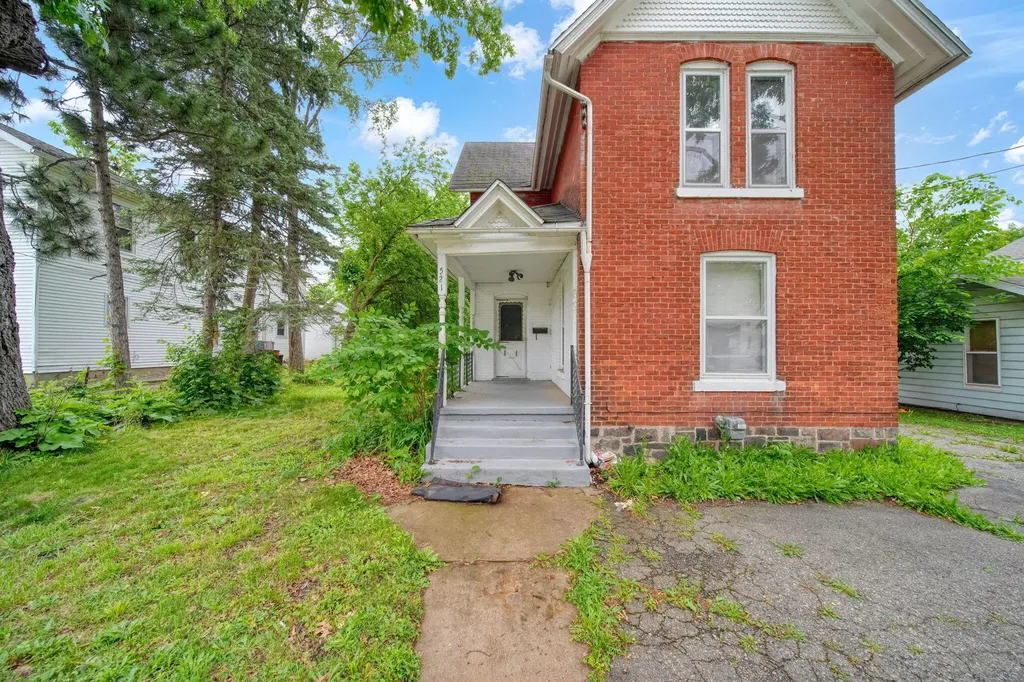 521 W Ganson Street Jackson City MI 49201