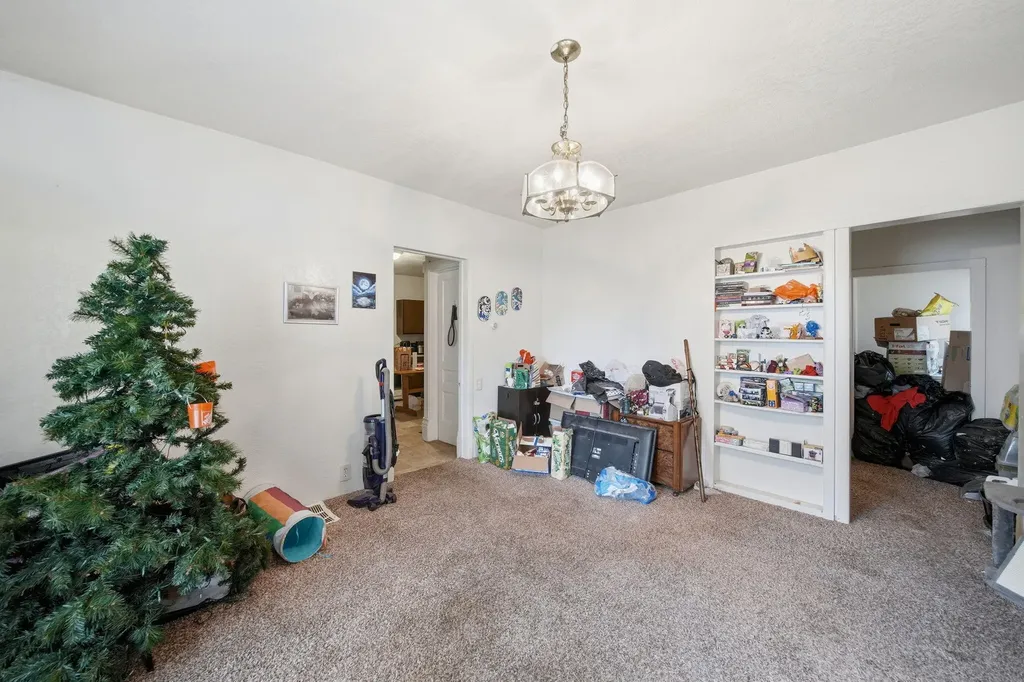 521 W Ganson Street Jackson City MI 49201