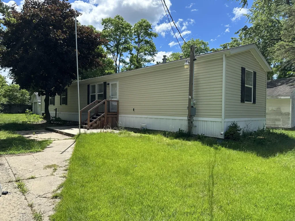 3551 Nash Drive Leoni Township MI 49201