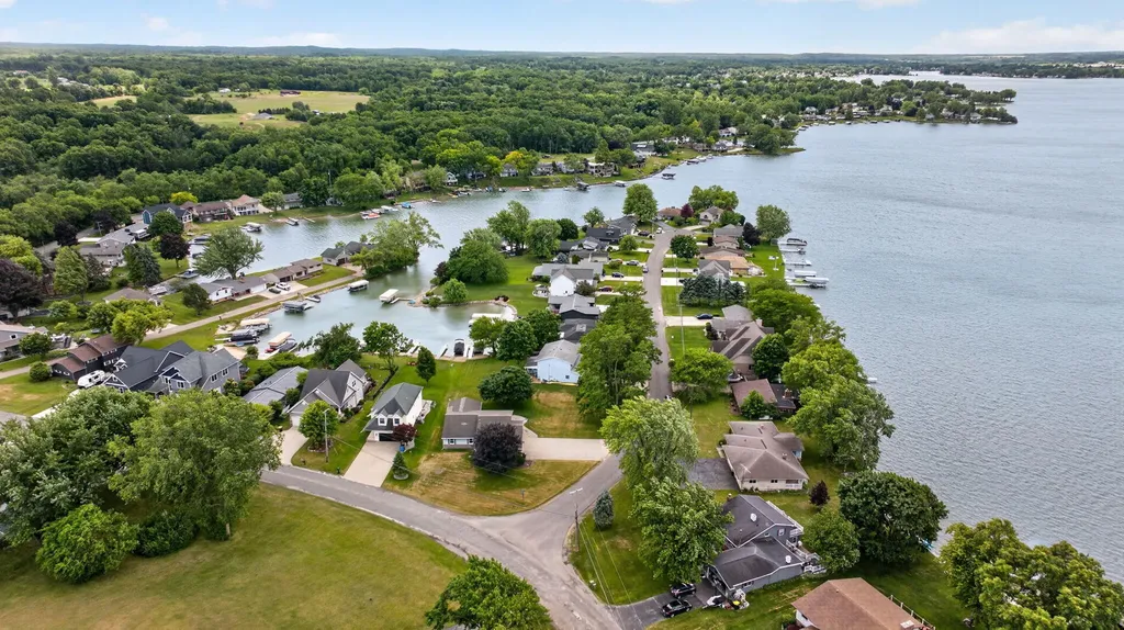 103 Paula Drive Columbia Township MI 49230