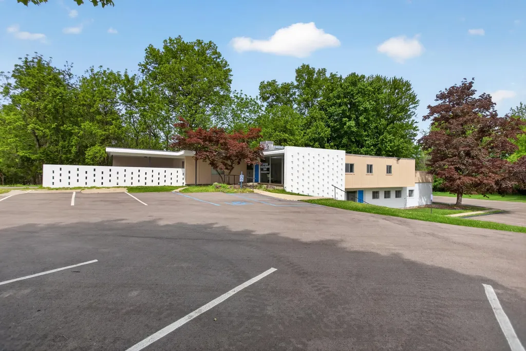 2532 Spring Arbor Road Summit Township MI 49203