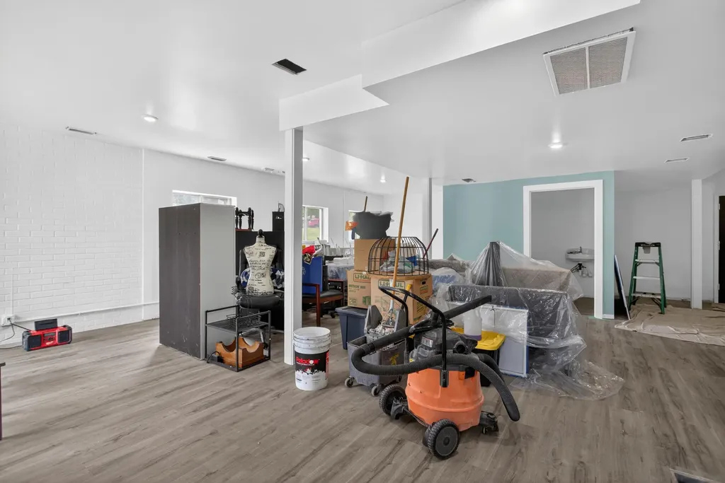 2532 Spring Arbor Road Summit Township MI 49203