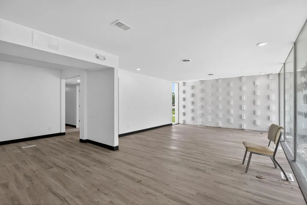 2532 Spring Arbor Road Summit Township MI 49203
