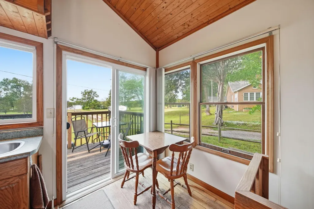 303 Cranberry Lake Road Napoleon Township MI 49201