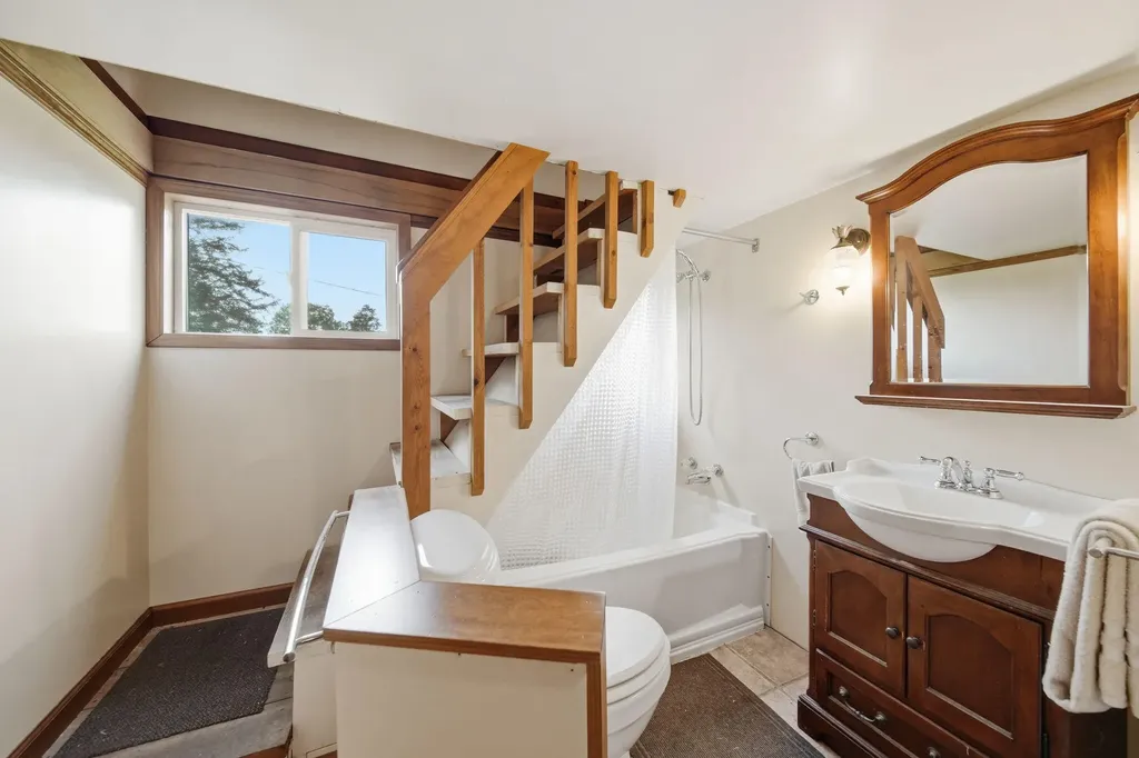 303 Cranberry Lake Road Napoleon Township MI 49201