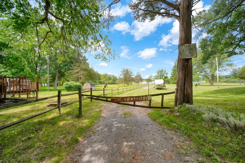 303 Cranberry Lake Road Napoleon Township MI 49201
